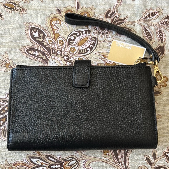 MICHAEL KORS Leather Adele Black Detachable Strap Wristlet Wallet NWT - Picture 14 of 15